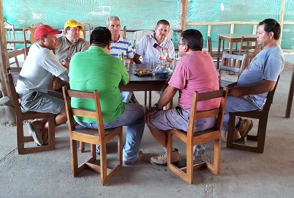 Restaurante El Vigia Playa Naranjo 23 mar 2016 IMG-20160317-WA0003