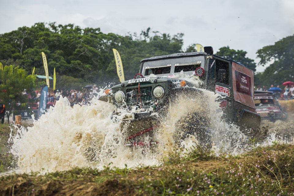 Este domingo en Muelle de San Carlos: Listos los mejores vehículos del país para el Desafío 4×4 Al Límite