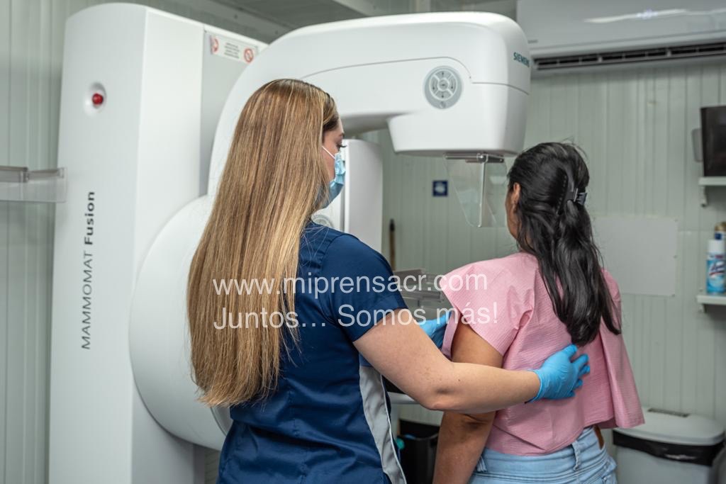Unidad móvil brinda mamografías gratis a mujeres de Jicaral