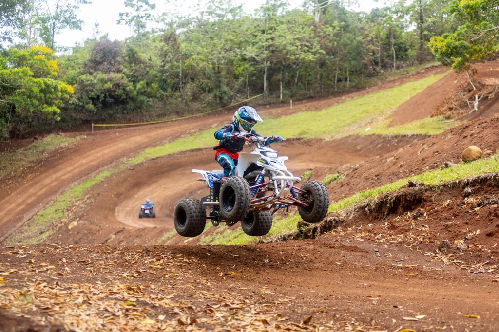 Mario González y Randall Salazar destacan en la primera fecha del Cuadracross y Crosscountry