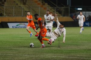 Cayó 2-0: La Liga naufragó en Puntarenas