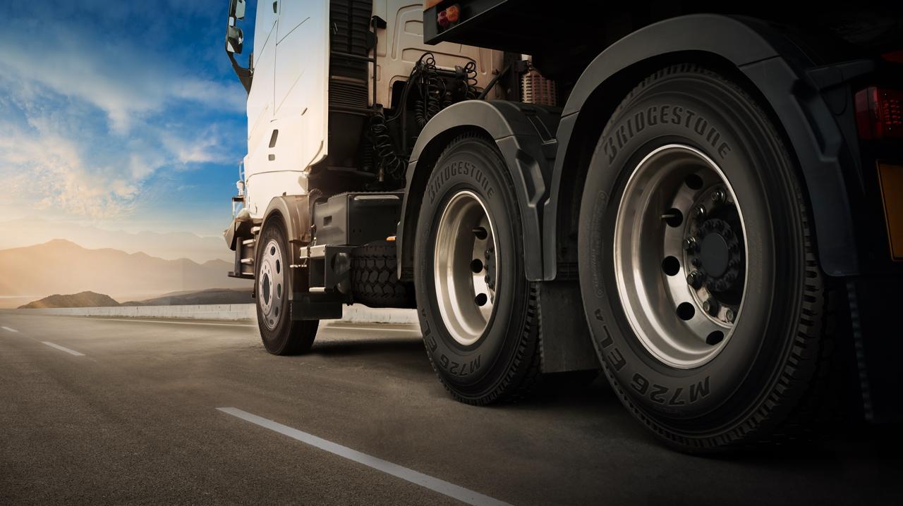 Bridgestone Desmitifica las Creencias Comunes sobre Llantas para Vehículos Comerciales