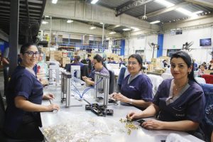 EAGLE aumenta 34% en personal y consolida un 70% de participación femenina