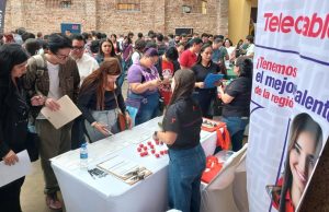 Telecable impulsa el empleo local con feria de trabajo en Cóbano