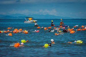 Más de 600 nadadores de aguas abiertas se preparan para conquistar las playas de Punta Leona
