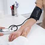 Experta comparte consejos para prevenir la presión arterial alta
