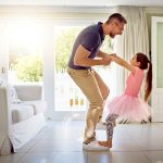 7 consejos de Huggies® para papá y su rol activo en la crianza responsable