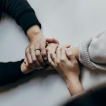 Psicología advierte: El costo emocional del desempleo