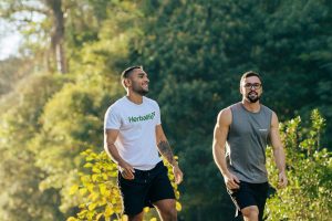 Los atletas de élite también entrenan cuando descansan: 6 hábitos que explican por qué