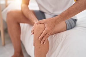¿Entumecimiento y hormigueo? Experta le explica cuándo debe preocuparse